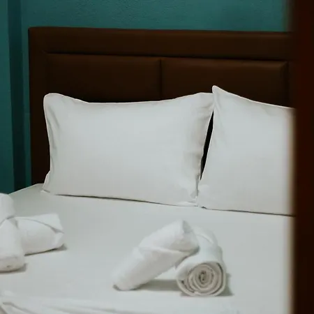 Hotel Lunxheria *