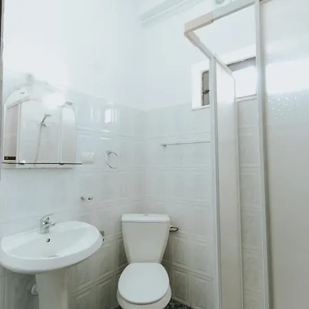 Lunxheria Hotel Gjirokastër